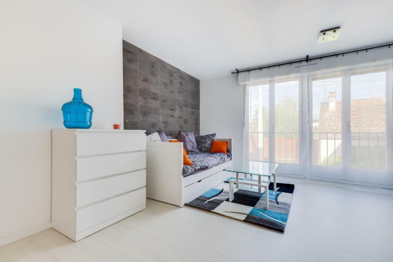 Modern Apart City Mantes-la-Jolie Ngoại thất bức ảnh